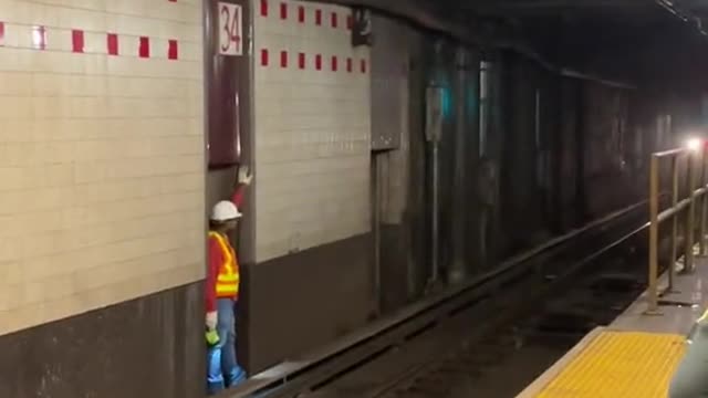 NYC train workers built different