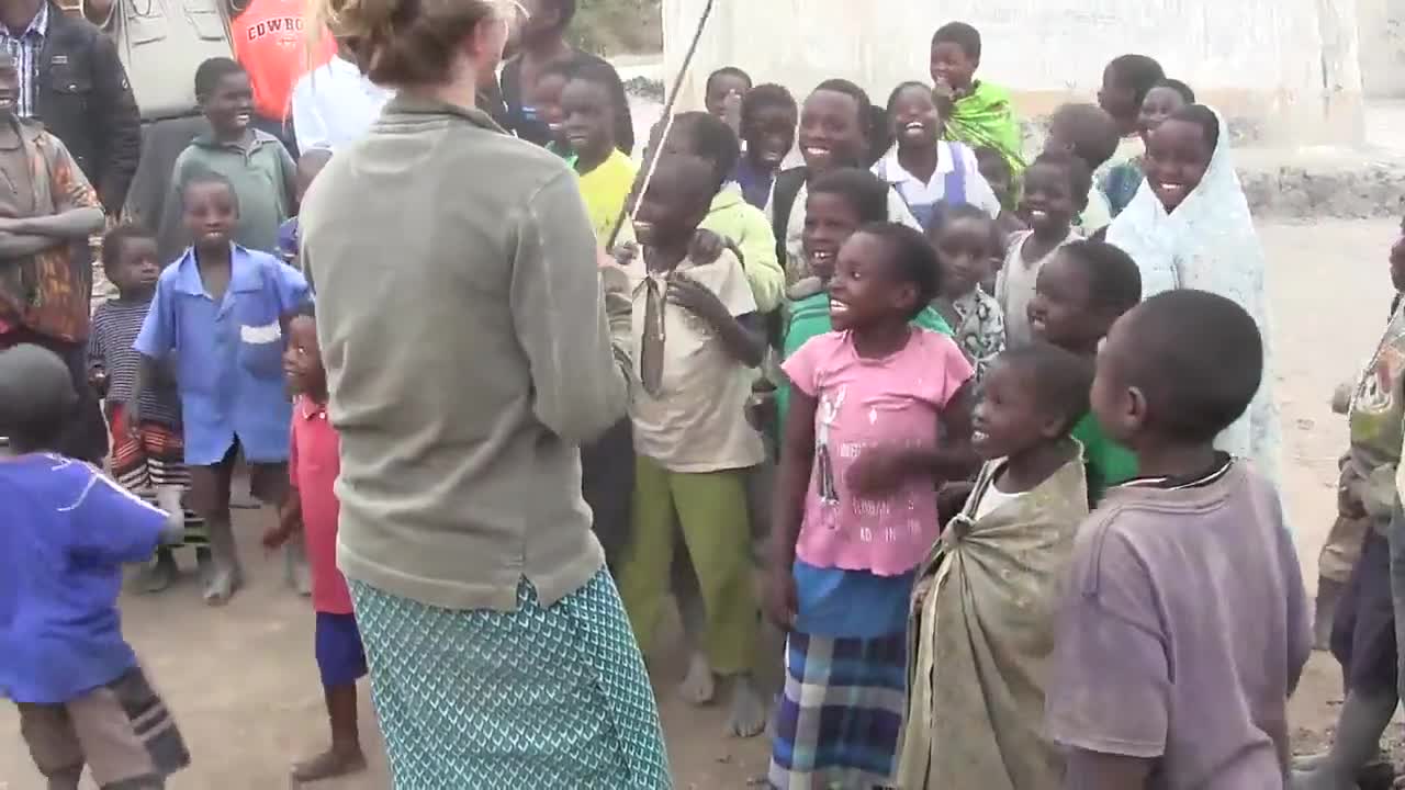 Kids hearing fiddle music for the first time