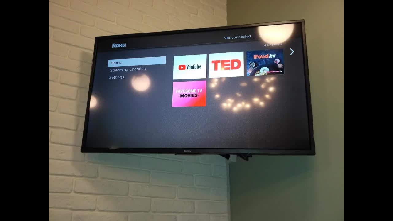 Review: Roku Streaming Stick Portable; Power-Packed Streaming Device with Voice Remote with B...