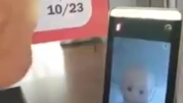 Italy - a citizen have cracked the face recognition process with his daughter's baby doll