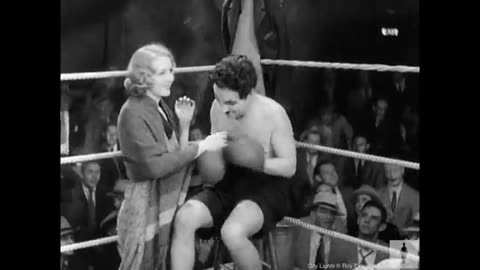 Charlie Chaplin boxing match (city lights - 1931)