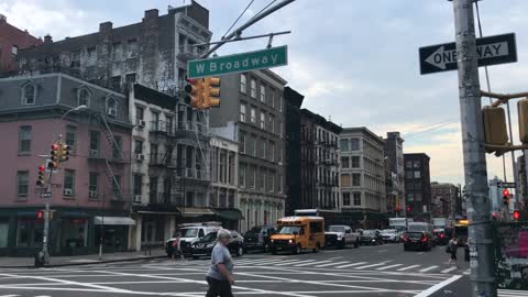 Broadway Street New York Crossing Usa America