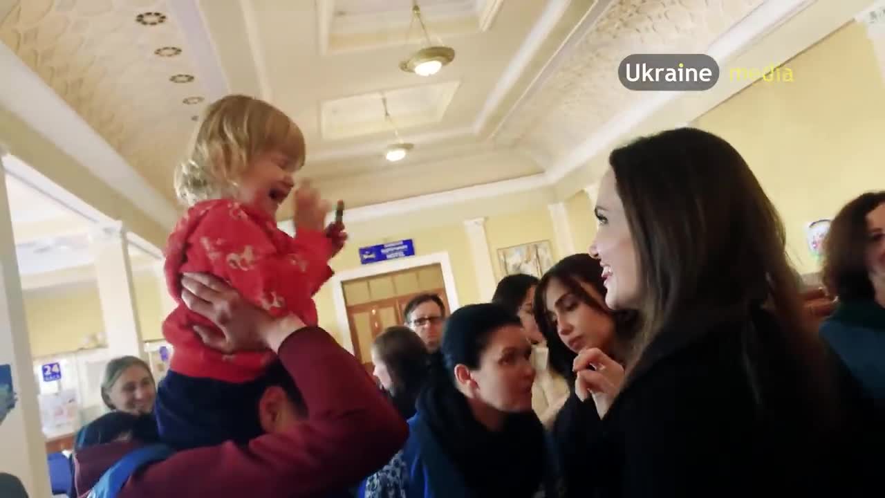 ⚡❗🔥ANGELINA JOLIE IN UKRAINE. FULL VIDEO _ АНДЖЕЛІНА ДЖОЛІ В УКРАЇНІ ПОВНЕ ВІДЕ
