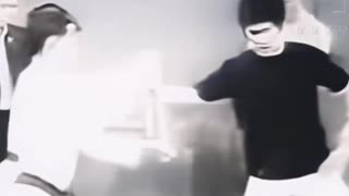 Bruce Lee inch power