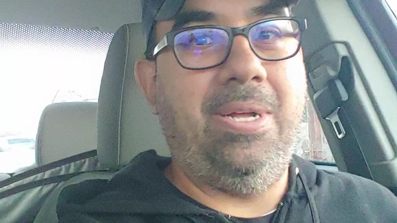 Green Bay beats Minnesota Vikings 33-10.