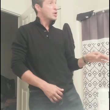 FEELIN GOOD...GONNA HIT THE CLUB!