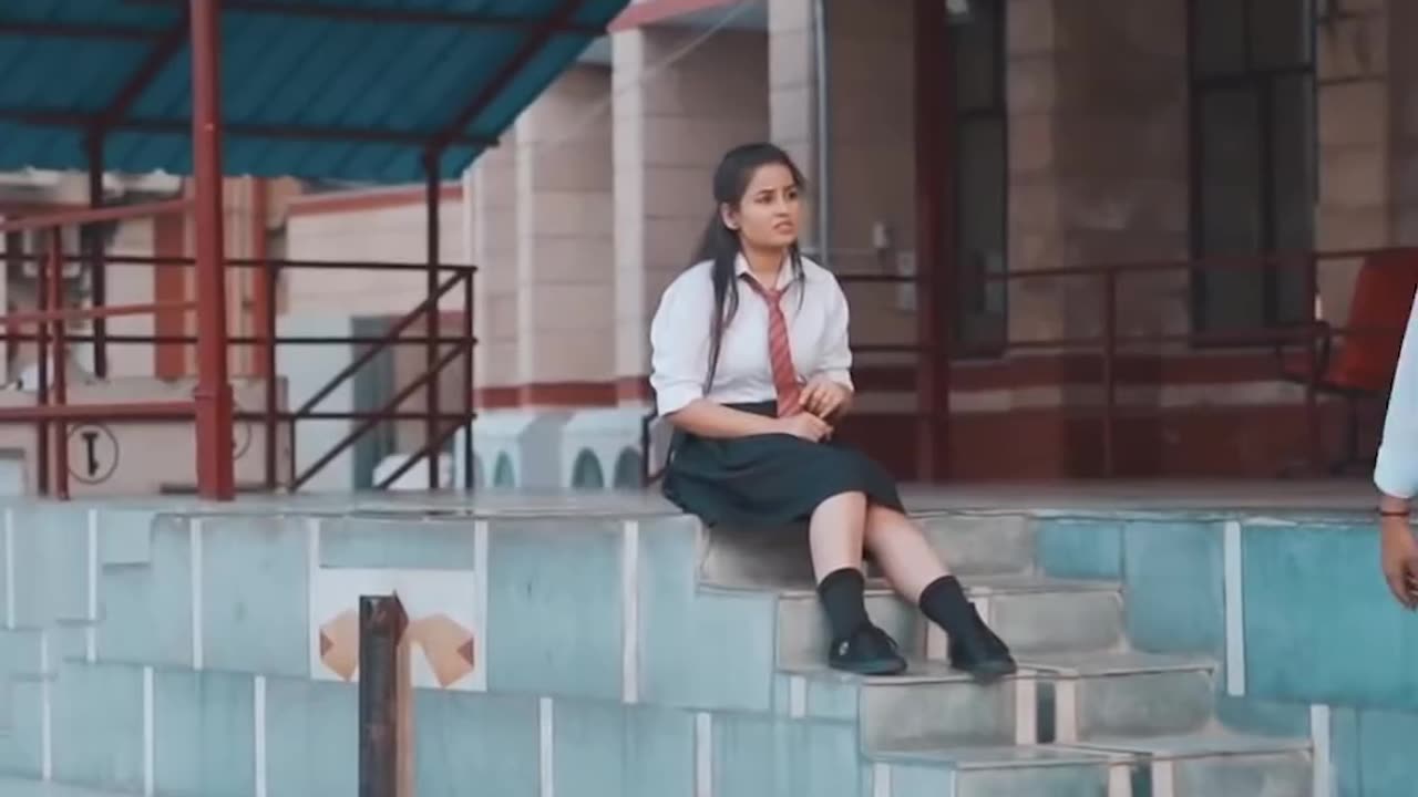 English Wali Madam Aur Student Ka Love Affair #comedy #funny #teacher #relationship