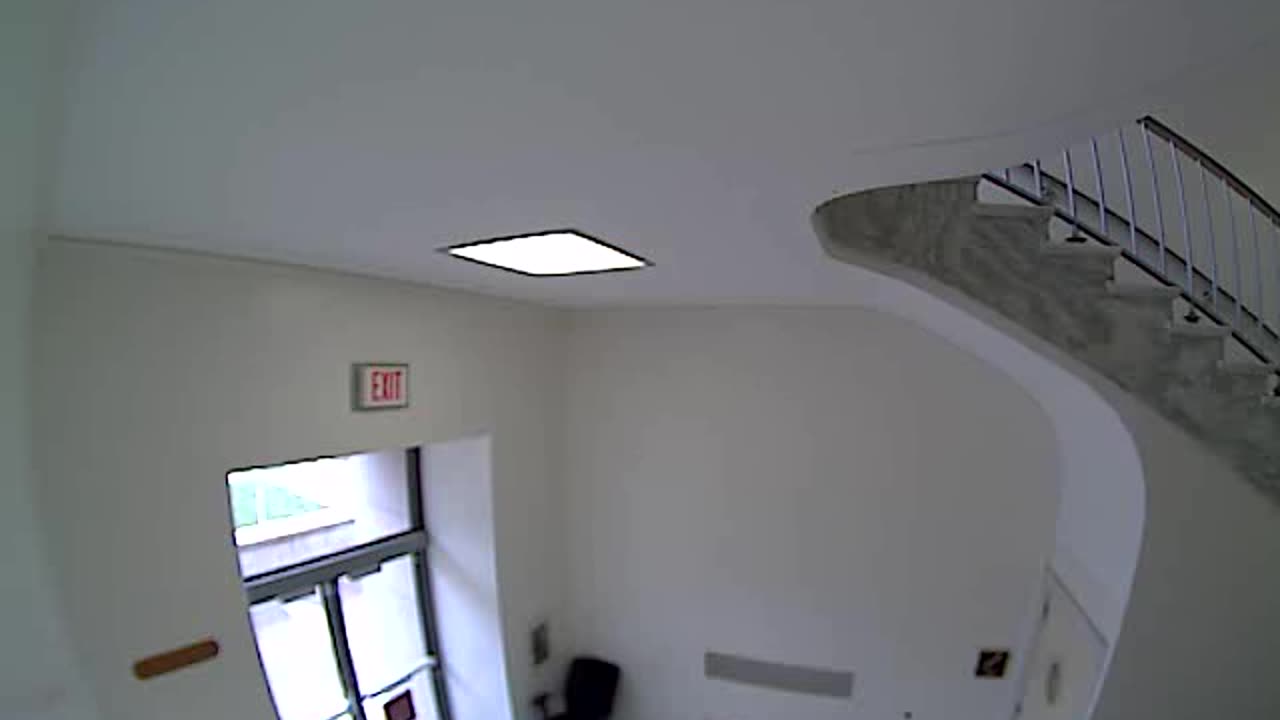 3163RHOBGRStair6FireExitDoor_2021-01-06_12h20min03s583ms.mp4