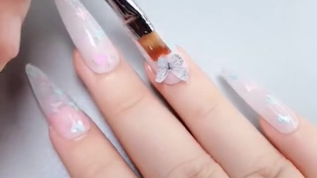 The perfect nail design for hot summer days