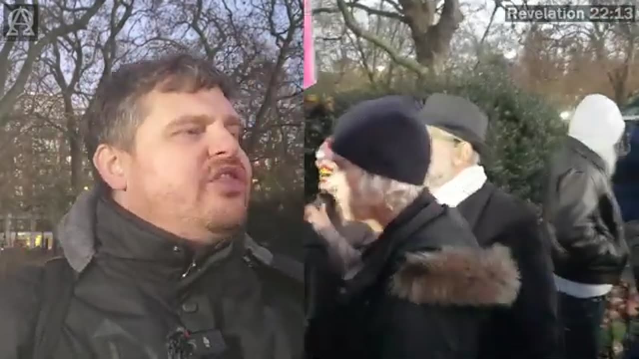 Speakers Corner - Muslim Gets Involved In Bob's Q&A (Exposing The Islamist Narra