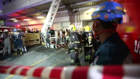 Al menos dos muertos y catorce heridos en incendio en un hotel de Bangkok