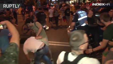 Policija uhitila prosvjednike u Rumunjskoj