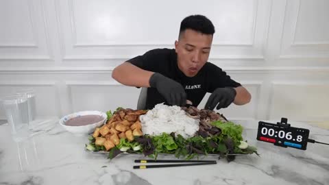 THE MAN EAT 5KG OF Vietnamese Fermented Shrimp Paste Noodle