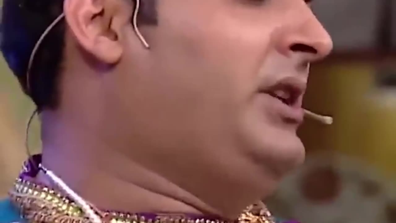 kapil sharma and sunil grover in chinese getup funny clip