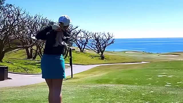 Scenic Golf & sexy golfer - Lose weight fast - Check description