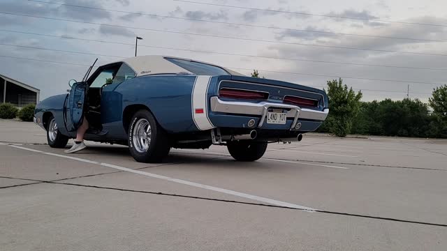 1969 Dodge Charger 440 Efi Startup and Walkaround