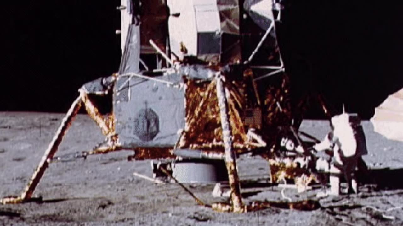 NASA's Lunar Module Looks Like a Homeless Tweaker's Shelter (2016)