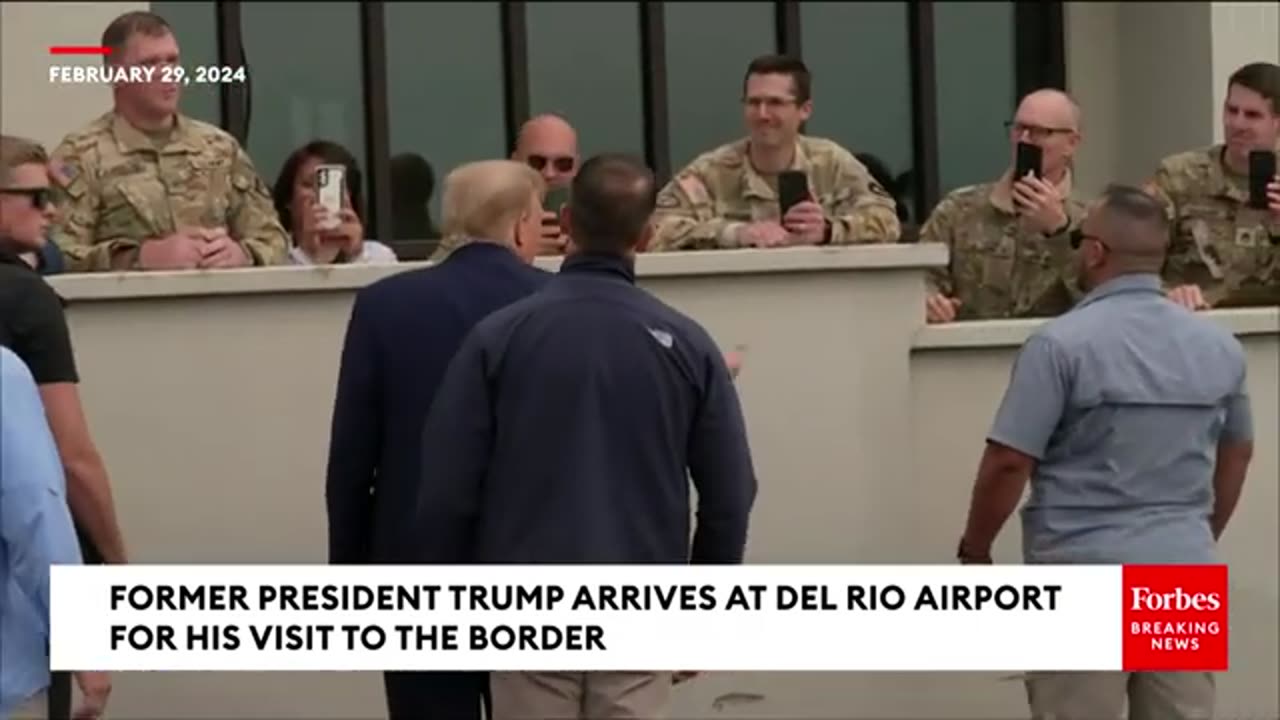 BREAKING : Trump Arrives In Del Rio For Border Visit, Shakes Hands With Military Service-Members