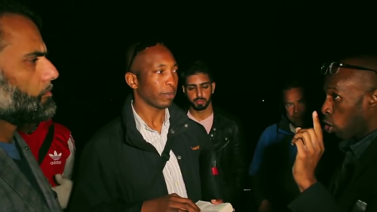 Exposing Ahmed Deedat rhetoric used by the Dawah team ~ Hudson & Jakub Speakers Corner