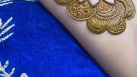 Bridal unique and stylish mehndi design