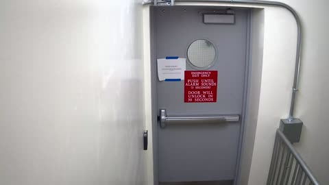 6166RHOBGRRGST3StairwellSide_2021-01-06_17h40min02s480ms.mp4