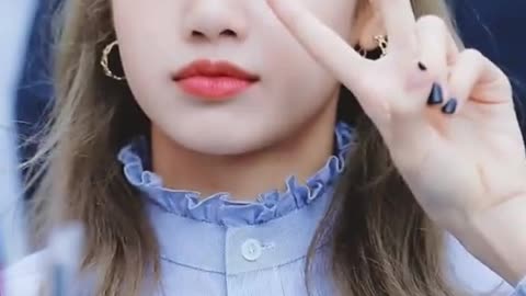 BLACKPINK lisa beautiful video