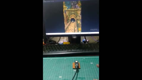 Engineering student in India creates motion-sensor module to play Temple Run