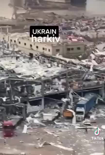 Západní média vydávají Bejrůt po výbuchu za rozbombardovaný Charkov