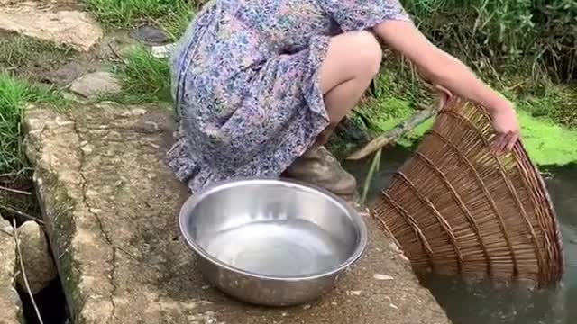 Best Asian Fishing 🐟 Primitive Fishing Techniques ever!🐟 #shorts