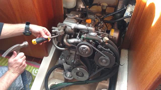 How to change oil and fuel filter for Yanmar 2GM20F engine on a sailboat