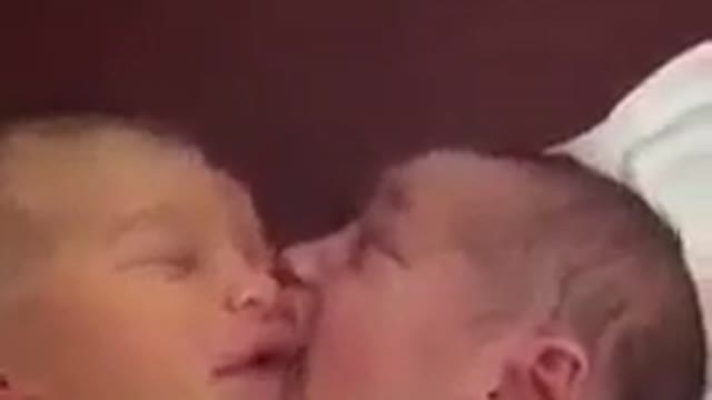 OMG This baby Kissing