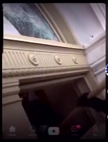 Capitol staff handing bats to antifa?