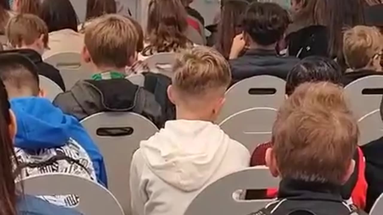 Begrüßung der neuen Schüler an der Gesamtschule in Dortmund-Scharnhorst: