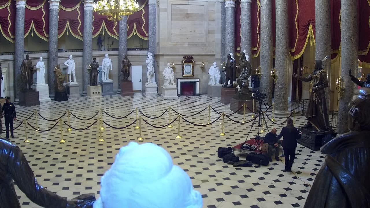 0964USCH02StatuaryHallWest_2021-01-06_13h29min29s260ms.mp4