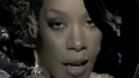 14. Video satanico rihanna umbrella