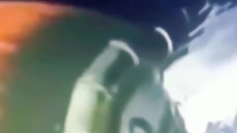 Rat Aboard Rocket 😅🐭