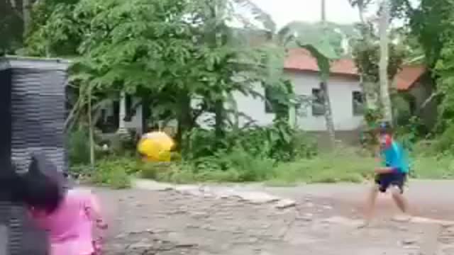 Kids playing football *FAIL*