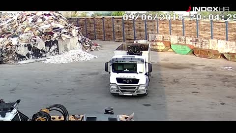 Pogledajte kako je počeo požar u CIOS-u