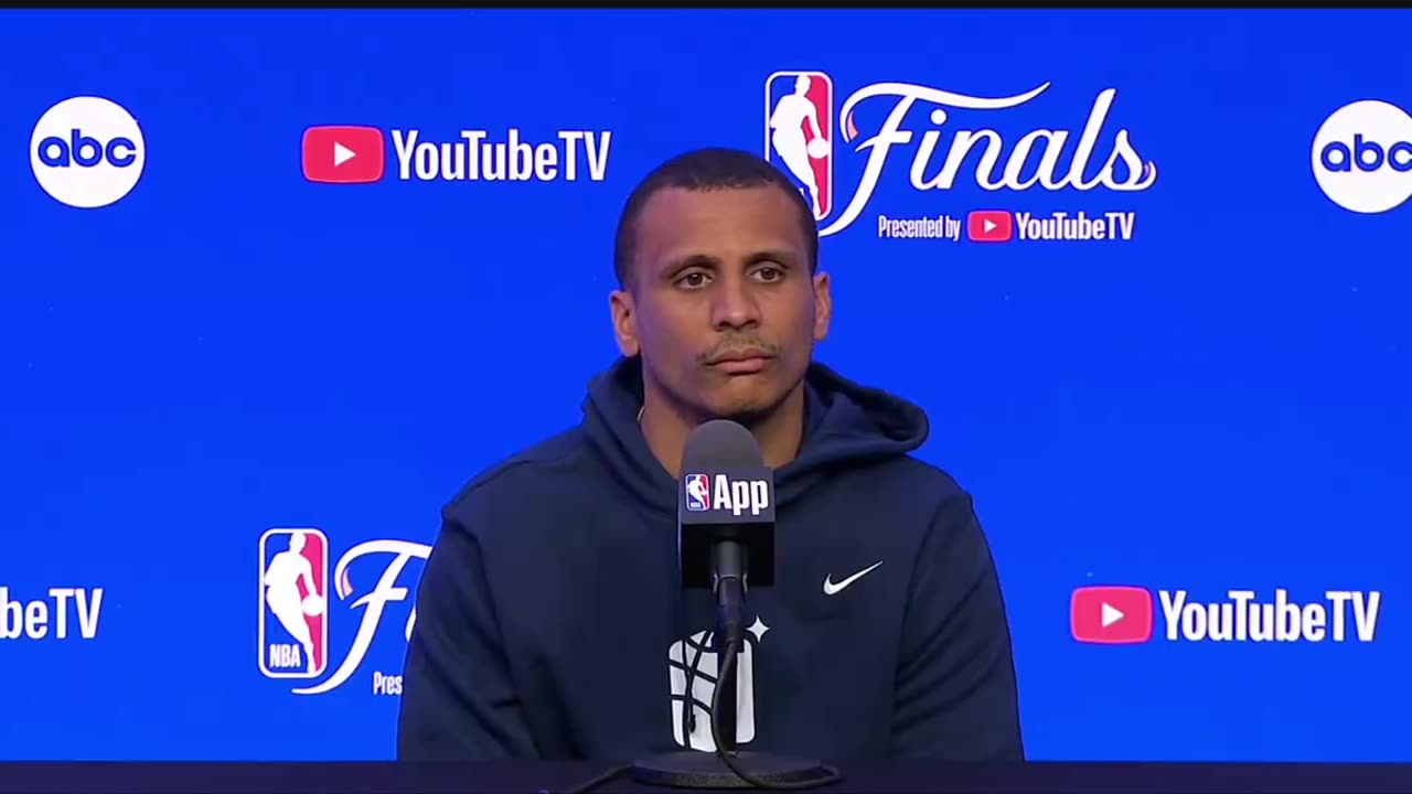 Celtics Coach Drops POWERFUL Response When Asked Race-Baited Question