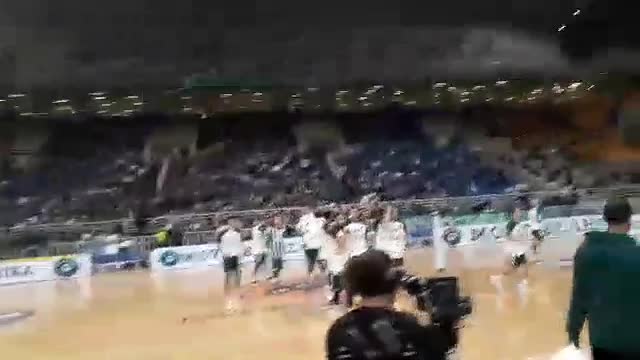 Warm up before the final game of Pavlos Giannakopoulos tournament