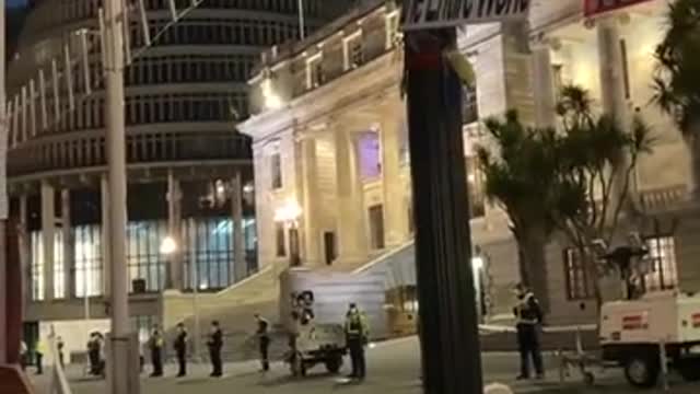 NZ police barricade protesters toilets