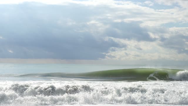 the wonderful sound of the ocean