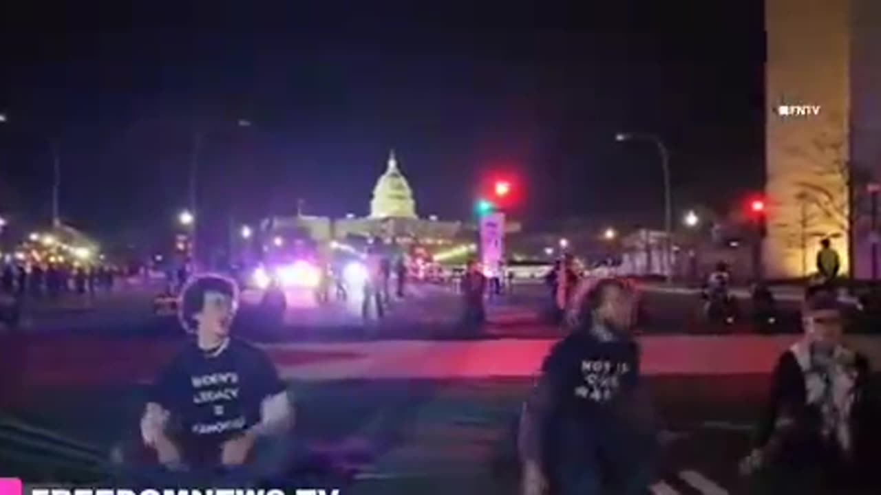 Protesters in front of the US Congress demanded an end to the war in Gaza