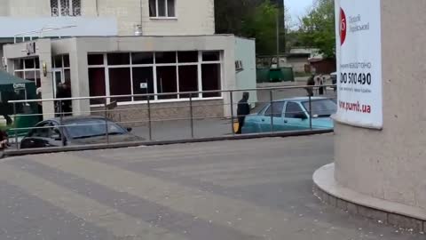 18+ Kyjevský režim potláča protesty - Mariupol (2014)