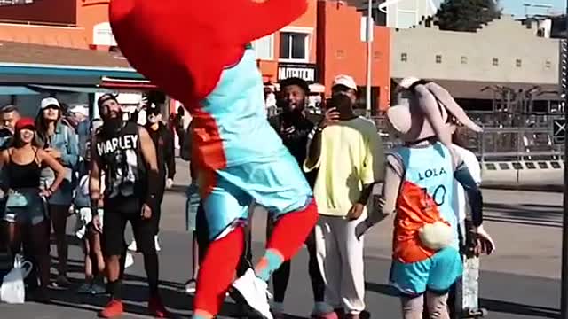 Bunny BasketBall Play
