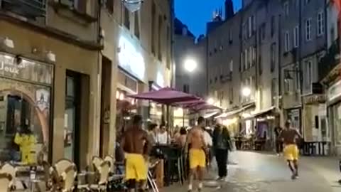 Les Brésiliens s'illuminent, la France, la ville de Metz