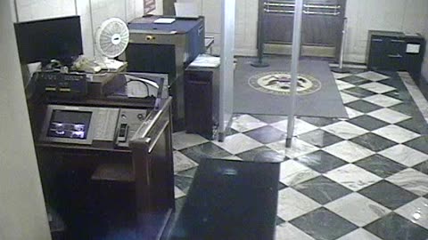 3207LHOBGRNJ-CStDoor_2021-01-06_06h40min02s137ms.mp4