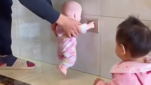 How to teach your child not to touch electricity