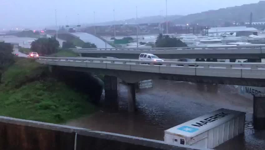 KZN Floods_12042022_Storage containers floating on M4_1