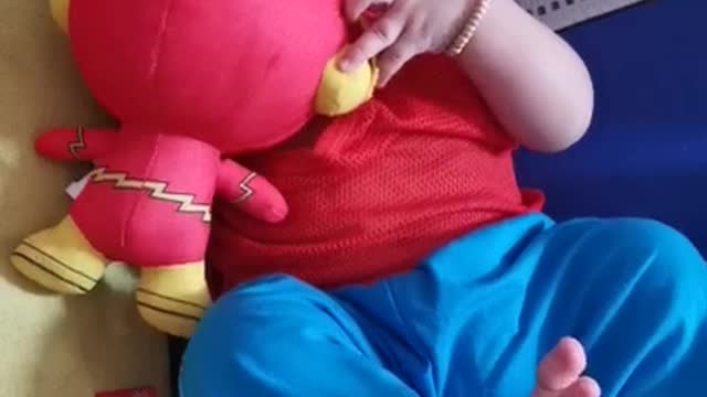 See face want hug baby